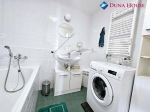 Prodej bytu 3+kk, Praha - Stodůlky, Sluneční náměstí, 103 m2