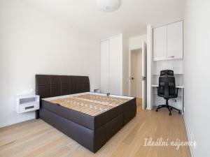 Pronájem bytu 2+kk, Praha - Nusle, Pod Děkankou, 70 m2