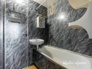 Pronájem bytu 3+1, Praha - Prosek, Litvínovská, 67 m2