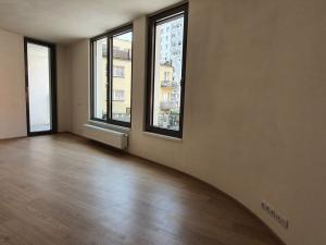 Pronájem bytu 3+kk, Praha - Střešovice, Na Petynce, 68 m2