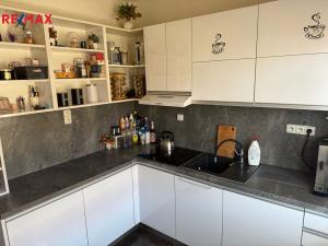 Prodej bytu 3+1, Jihlava, Erbenova, 73 m2