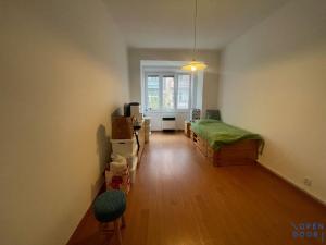 Pronájem bytu 1+kk, Praha - Vršovice, Madridská, 22 m2