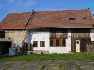 Prodej zemědělské usedlosti, Katusice, nám. Budovatelů, 196 m2
