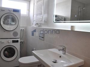 Pronájem bytu 2+kk, Praha - Vysočany, Smržových, 54 m2