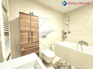 Prodej bytu 1+kk, Praha - Žižkov, Ke kapslovně, 64 m2