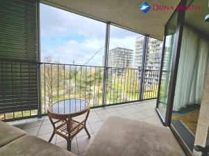 Prodej bytu 1+kk, Praha - Žižkov, Ke kapslovně, 64 m2