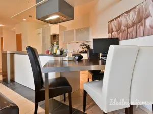 Pronájem bytu 3+kk, Kuřim, Dlouhá, 77 m2