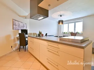 Pronájem bytu 3+kk, Kuřim, Dlouhá, 77 m2