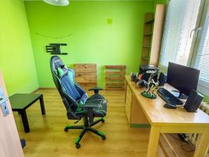 Pronájem bytu 4+1, Plzeň, Strážnická, 82 m2