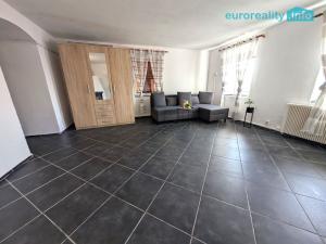 Prodej rodinného domu, Hlupín, 200 m2