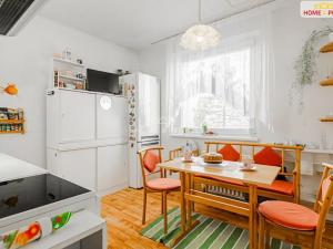 Prodej bytu 3+1, Horní Slavkov, Školní, 83 m2