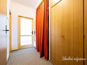 Pronájem bytu 2+1, Praha - Michle, Jihlavská, 52 m2
