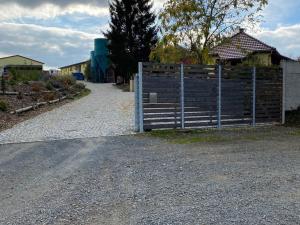 Prodej komerční nemovitosti, Spálené Poříčí, 52300 m2