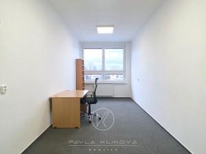 Pronájem kanceláře, Plzeň, V Hliníku, 17 m2
