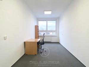 Pronájem kanceláře, Plzeň, V Hliníku, 17 m2