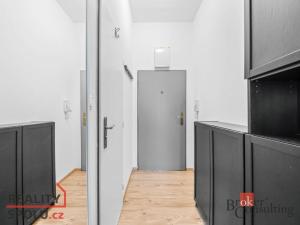 Prodej bytu 1+kk, Praha - Libeň, Novákových, 27 m2