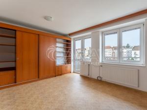 Pronájem bytu 1+1, Brno - Královo Pole, Mojmírovo náměstí, 47 m2