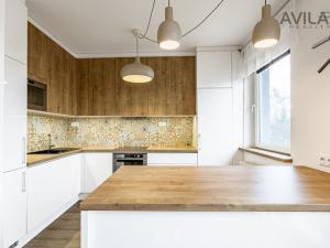 Prodej bytu 3+kk, Jesenice, Budějovická, 89 m2