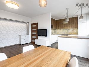 Prodej bytu 3+kk, Jesenice, Budějovická, 89 m2