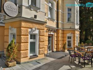 Pronájem restaurace, Mariánské Lázně, Anglická, 80 m2