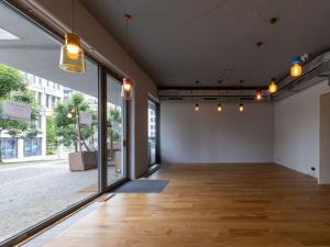Prodej obchodního prostoru, Praha - Karlín, Rohanské nábřeží, 143 m2