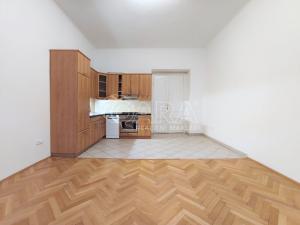 Pronájem bytu 4+kk, Praha - Holešovice, Milady Horákové, 90 m2