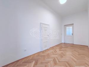 Pronájem bytu 4+kk, Praha - Holešovice, Milady Horákové, 90 m2