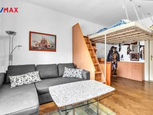 Prodej bytu 1+1, Hradec Králové, Střelecká, 51 m2