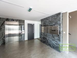 Pronájem bytu 3+kk, Praha - Ruzyně, Stočesova, 79 m2