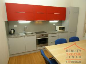 Prodej bytu 2+kk, Pardubice, K Višňovce, 52 m2