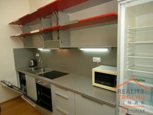 Prodej bytu 2+kk, Pardubice, K Višňovce, 52 m2