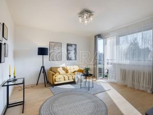Prodej bytu 3+1, Chýně, Sluneční, 88 m2