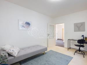 Prodej bytu 3+1, Chýně, Sluneční, 88 m2