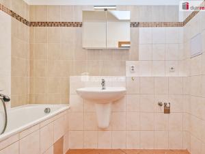Prodej bytu 2+kk, Praha - Řepy, Zrzavého, 56 m2