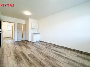 Prodej kanceláře, Štěchovice, Krátká, 300 m2