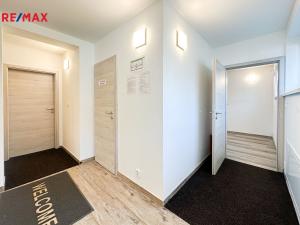 Prodej kanceláře, Štěchovice, Krátká, 300 m2