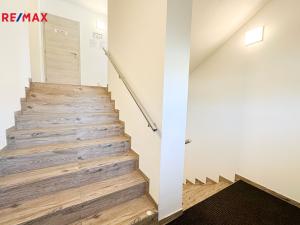 Prodej kanceláře, Štěchovice, Krátká, 300 m2