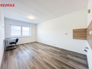 Prodej kanceláře, Štěchovice, Krátká, 300 m2