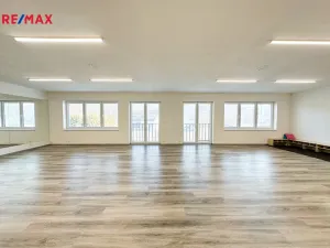 Prodej kanceláře, Štěchovice, Krátká, 300 m2
