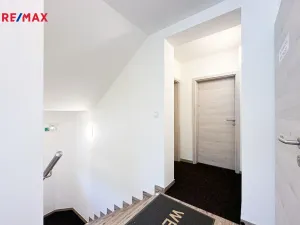 Prodej kanceláře, Štěchovice, Krátká, 300 m2