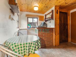 Pronájem chaty, Vrané nad Vltavou, U Ameriky, 44 m2