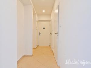 Pronájem bytu 2+1, Brno, Bakalovo nábřeží, 55 m2