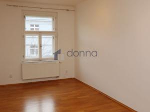 Pronájem bytu 2+1, Praha - Vinohrady, Jagellonská, 75 m2