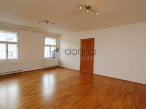 Pronájem bytu 2+1, Praha - Vinohrady, Jagellonská, 75 m2