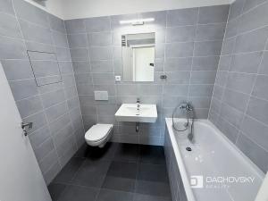 Pronájem bytu 2+kk, Chrudim, V Hliníkách, 56 m2