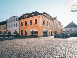 Prodej činžovního domu, Sušice, náměstí Svobody, 658 m2