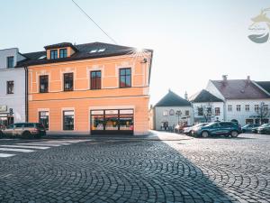 Prodej činžovního domu, Sušice, náměstí Svobody, 658 m2