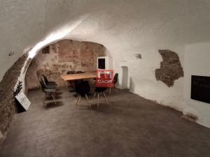 Pronájem obchodního prostoru, Olomouc, Denisova, 130 m2