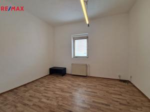 Pronájem kanceláře, Praha - Braník, Branická, 80 m2