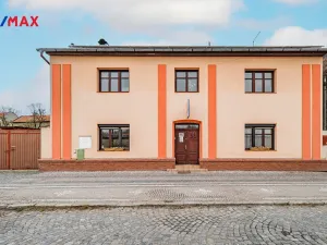 Prodej rodinného domu, Byšice, 5. května, 300 m2